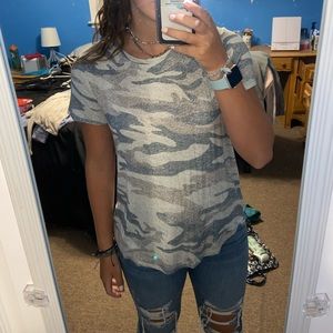 Areo camo tee